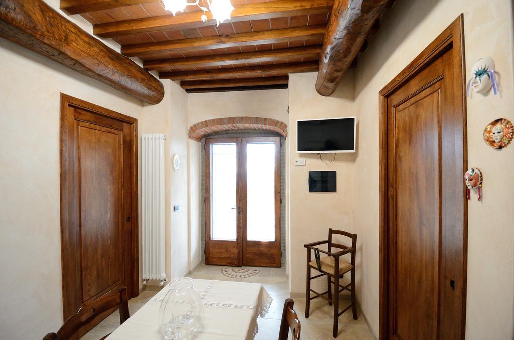 Agriturismo Villa Iris Castelfranco di Sopra Habitación foto