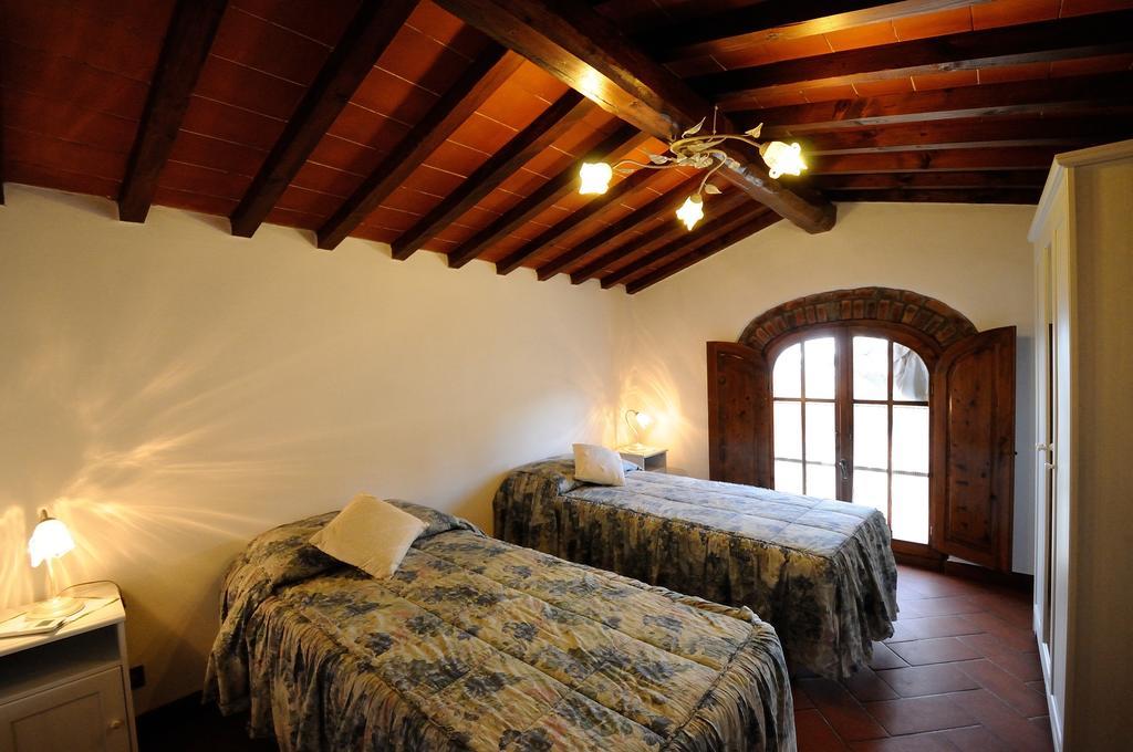 Agriturismo Villa Iris Castelfranco di Sopra Habitación foto